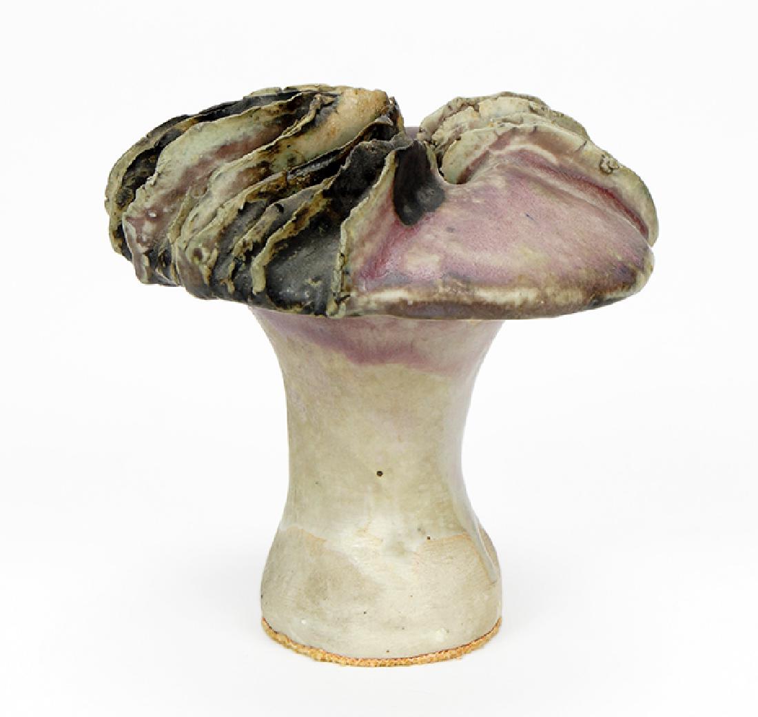 Ruth Duckworth (American, 1919-2009) Mushroom Form.: Ruth Duckworth (American, 1919-2009) Mushroom Form. Glazed ceramic sculpture Height: 4"