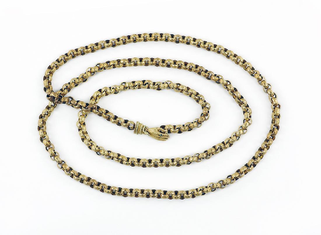 A 15 Karat Yellow Gold Link Necklace. (1 of 1)