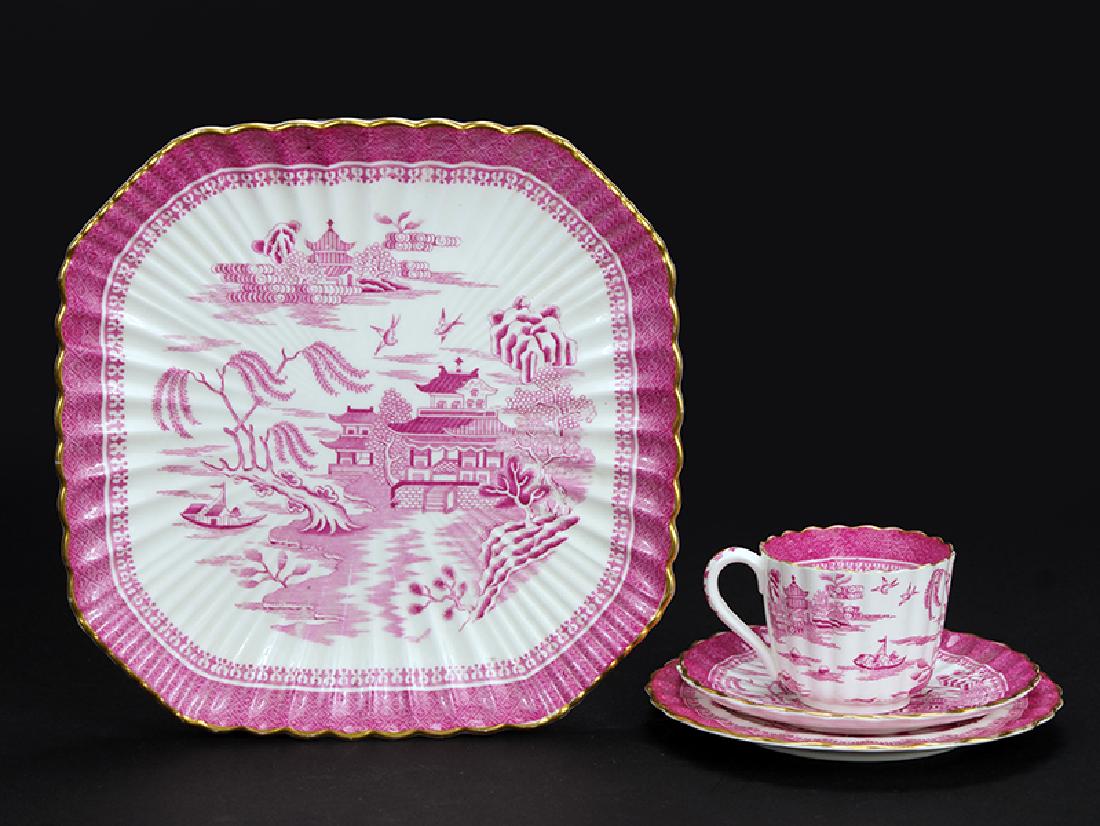 A Copeland Spode Porcelain Table Service. (1 of 1)