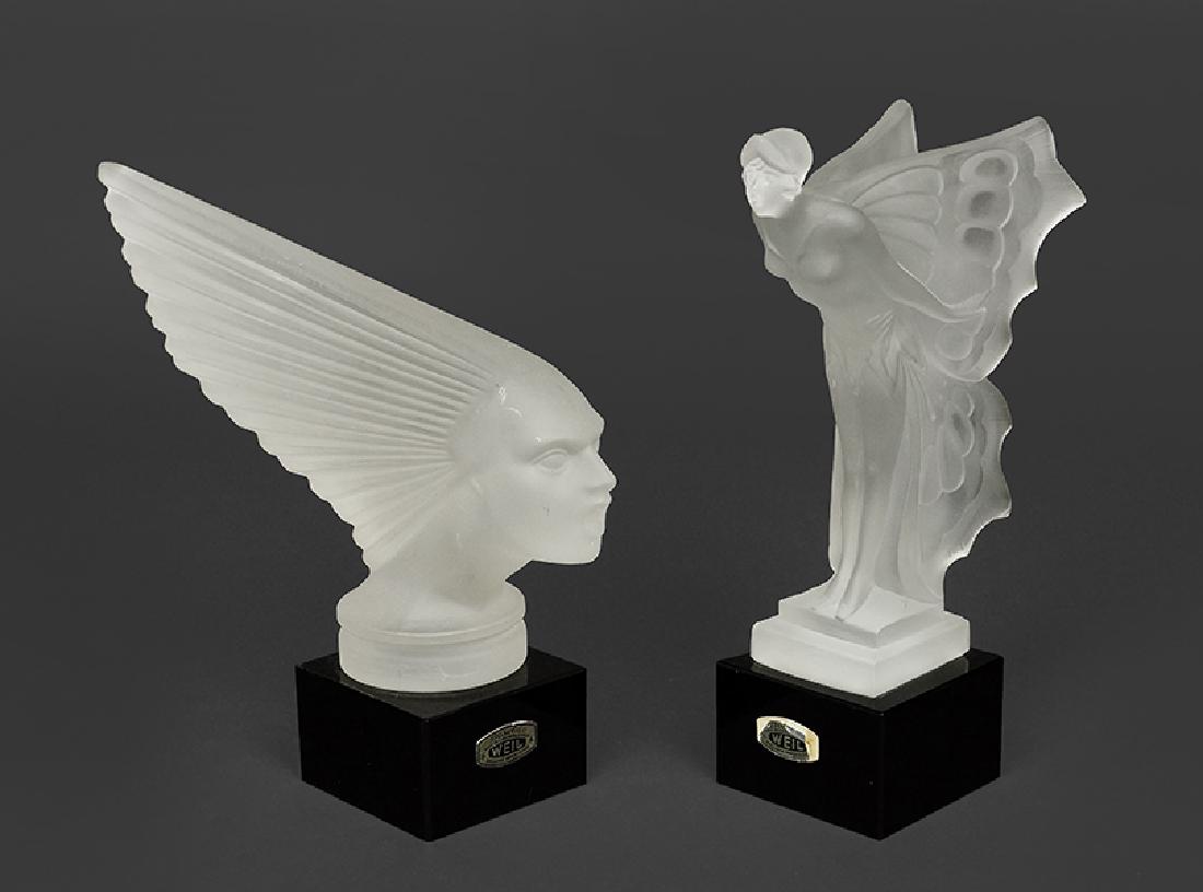 Two Weil Frosted Crystal Mascots. (1 of 1)