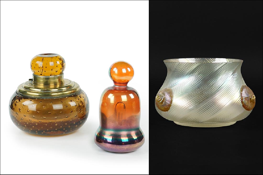 A Handblown Controlled Bubble Amber Glass Inkwell. (1 of 1)