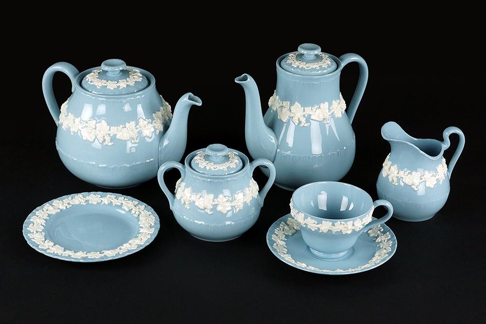 A Wedgwood Tea and Coffee Service. (1 of 1)