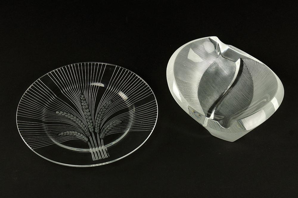 A Lalique Glass 'Philippines' Ashtray. (1 of 1)