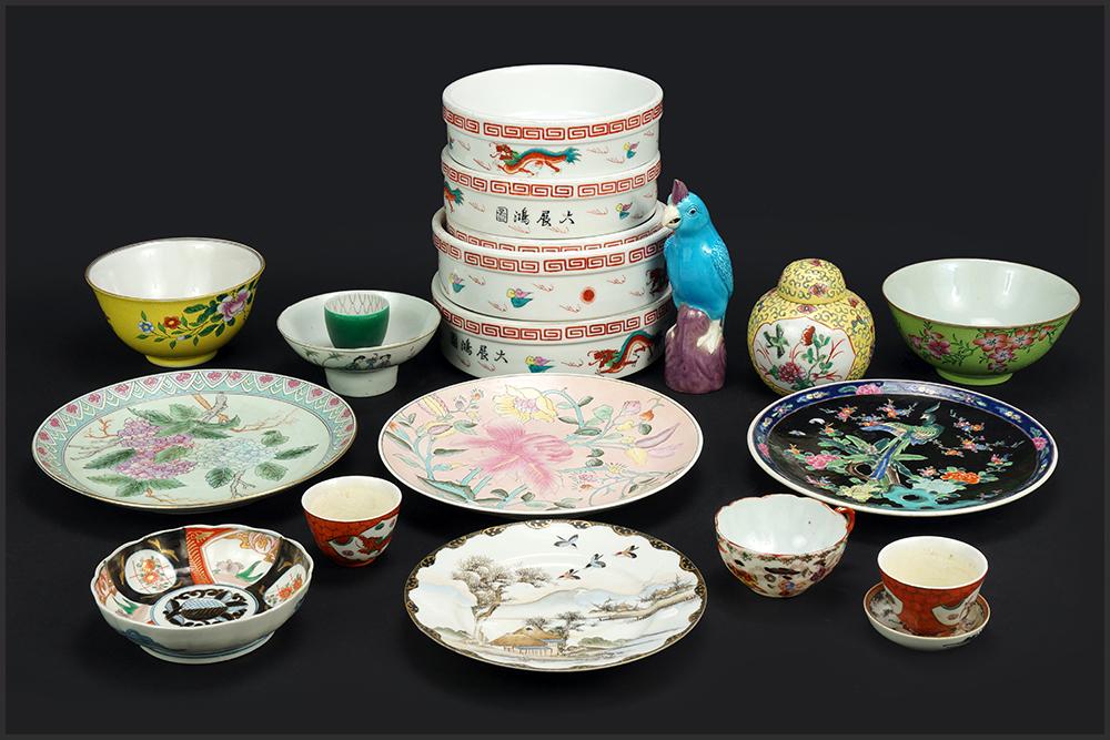 A Collection of Asian Porcelain Items. (1 of 20)