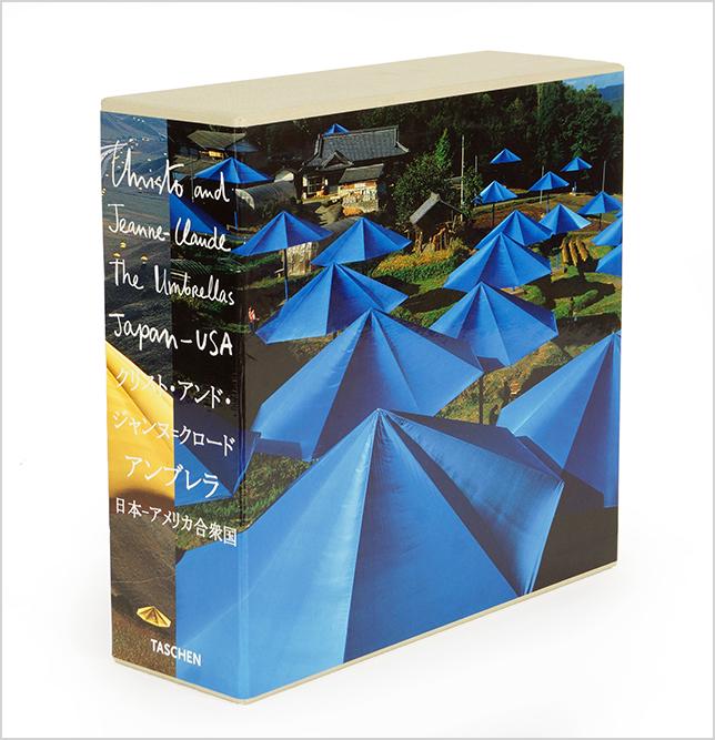 Christo & Jean-Claude Umbrellas Japan-USA 1984-1991. (1 of 2)