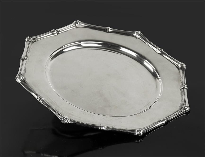 A Tiffany & Company Sterling Silver Plate. (1 of 1)