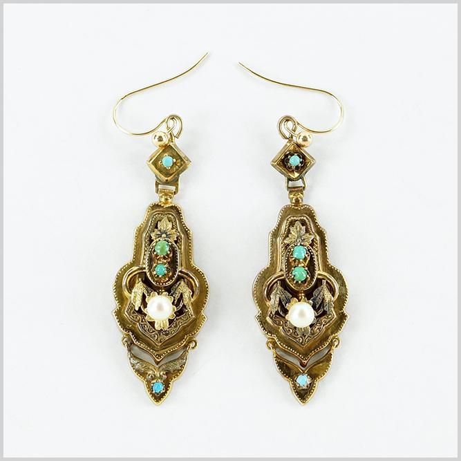 A Pair of Etruscan Revival Earrings. (1 of 1)