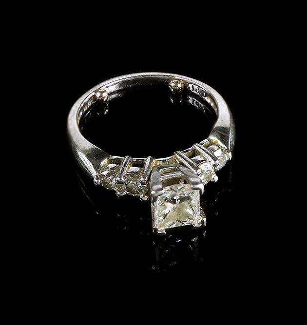 A Diamond Ring. (1 of 1)