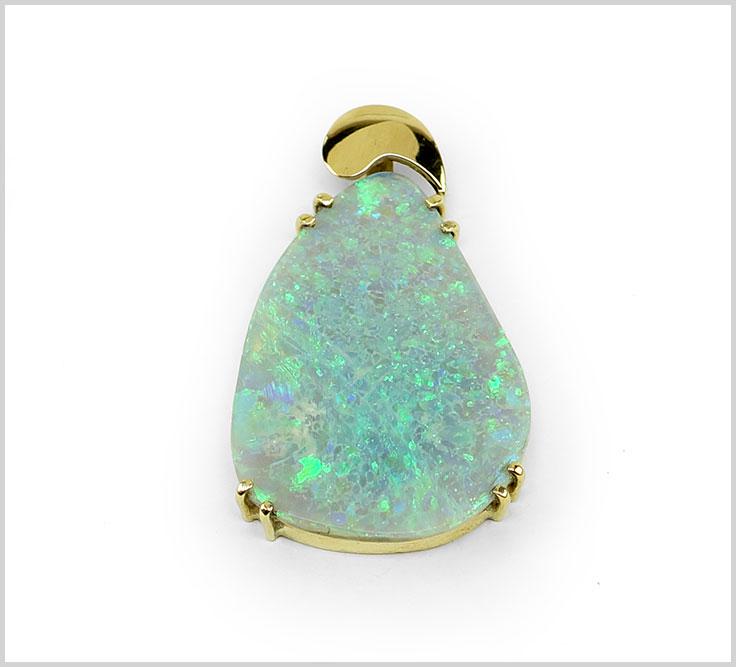 An Opal Pendant. (1 of 1)