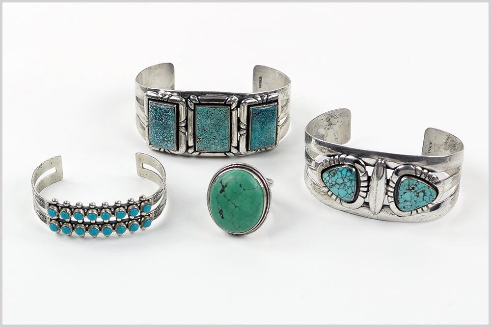 A Turquoise and Sterling Silver Ring. (1 of 1)