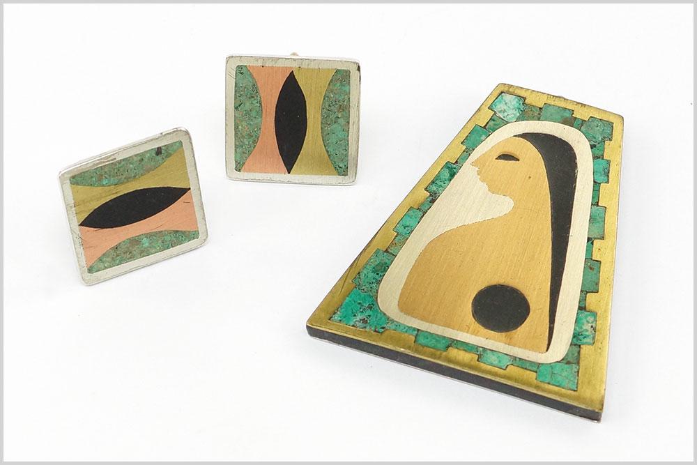 An Onyx Negro for Los Castillo Pendant. (1 of 5)