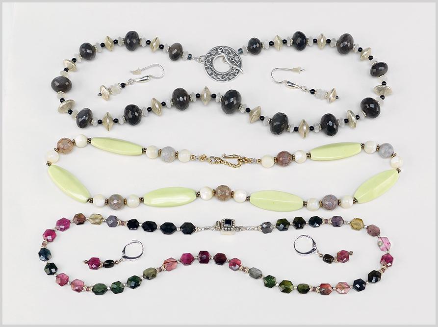 A Tourmaline Bead Necklace. (1 of 1)