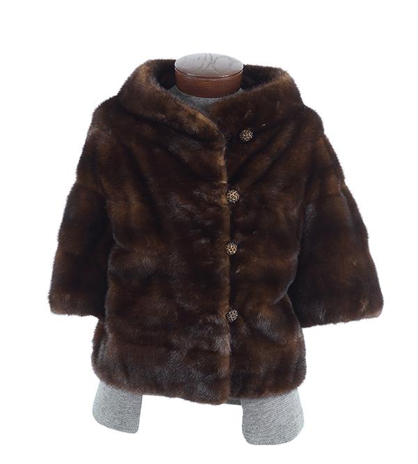 A Mahogany Mink Jacket. (1 of 1)