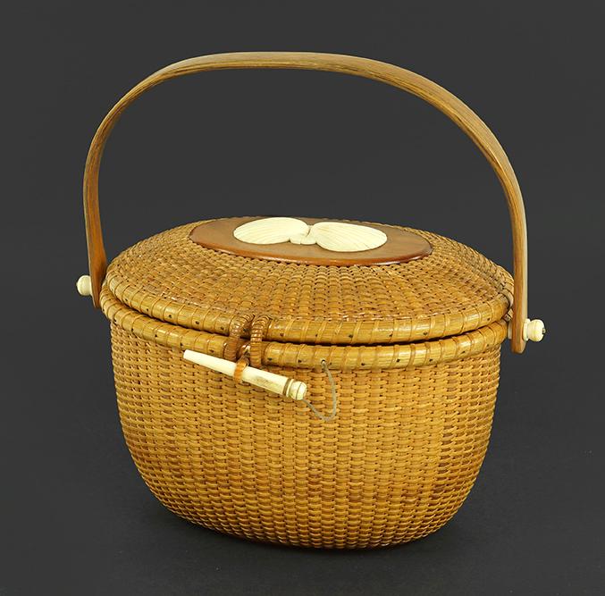 A William & Judy Sayle Nantucket Basket Purse. (1 of 1)