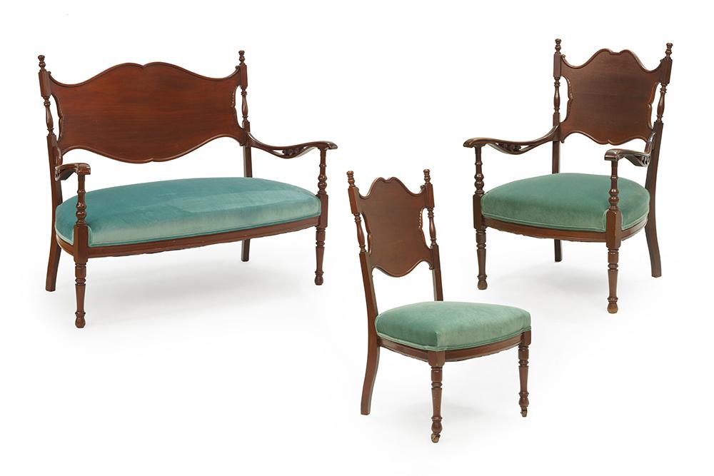 A Victorian PArlor Suite. (1 of 3)