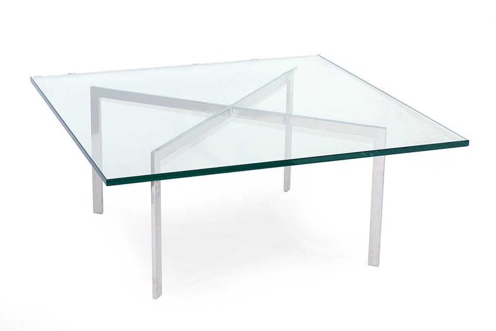A Ludwig Mies van der Rohe for Knoll Barcelona Cocktail (1 of 3)