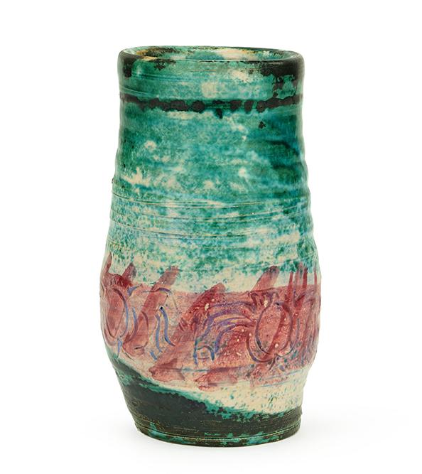 A Quentin Bell Fulham Pottery Vase. (1 of 1)