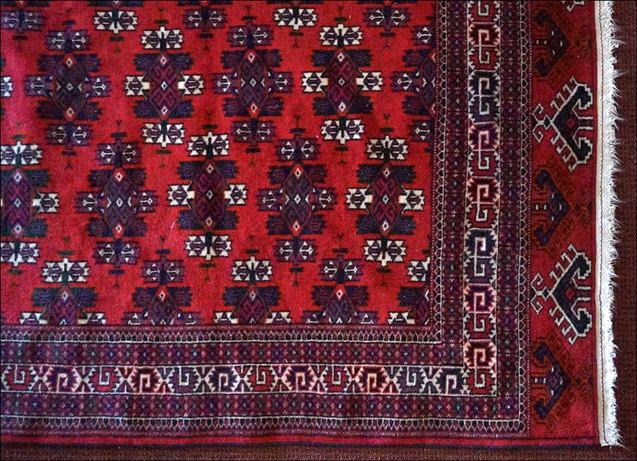 A Bokhara Style Rug. (1 of 1)