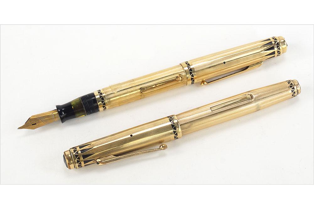 WAHL EVERSHARP CORONET FOUNTAIN PENS. (1 of 1)
