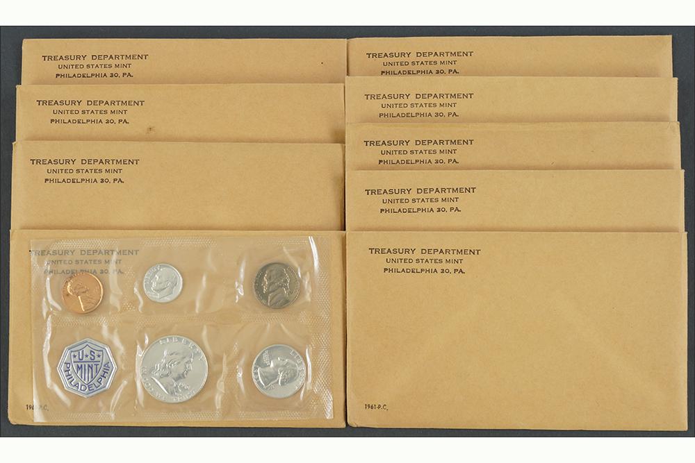 TEN US TREASURY 1961 PROOF COIN SETS. (1 of 1)