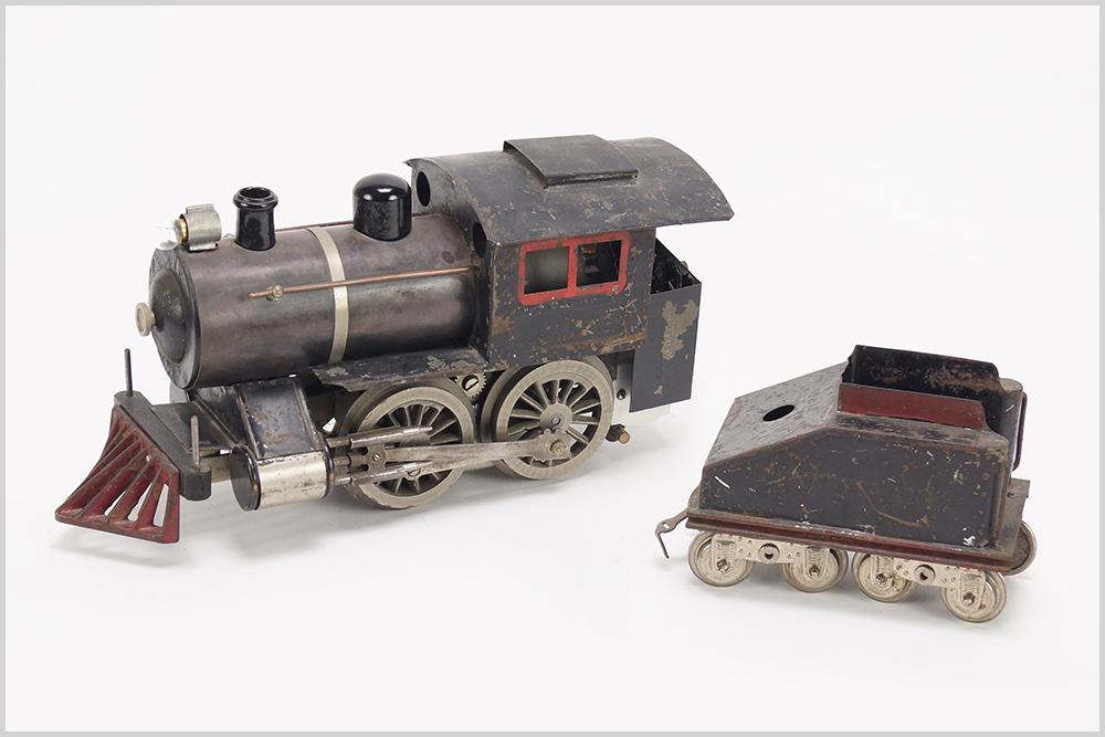 Standard Gauge Engine and Lionel Tender. (1 of 1)