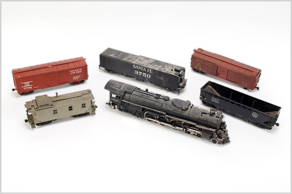 Santa Fe 3250 Engine and Tender. (1 of 1)