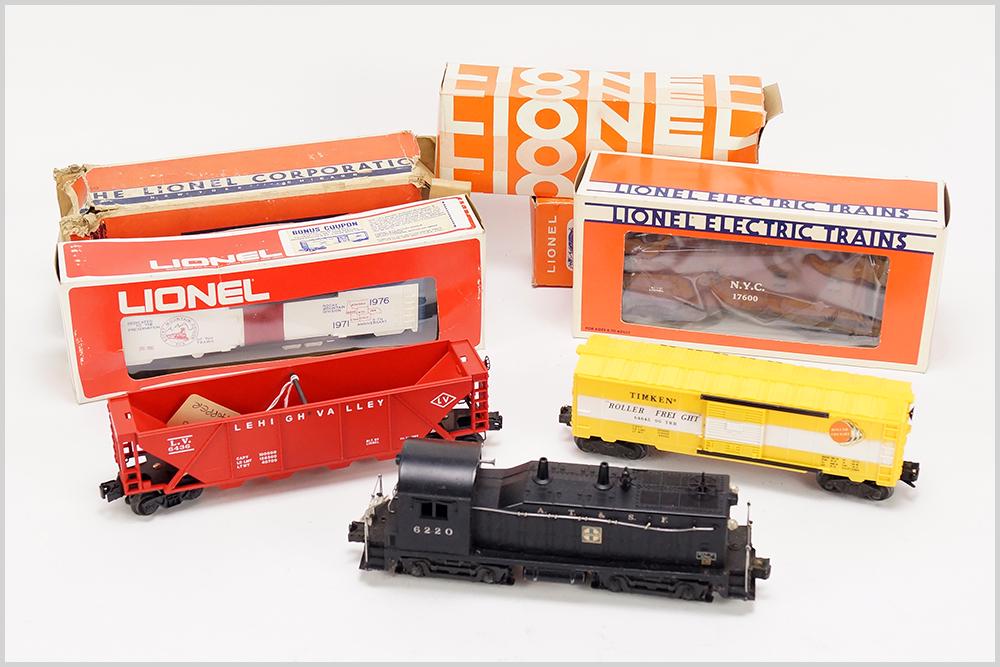 Lionel Vintage Train Set in Boxes. (1 of 1)