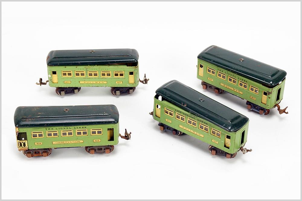Lionel Pullman Passenger Cars. (1 of 1)