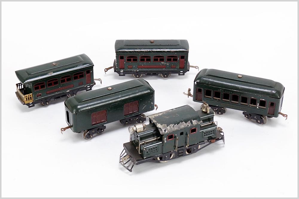 Lionel 154 Electric Train Passenger Set. (1 of 1)