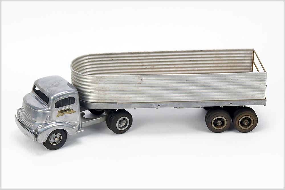 Smith Miller Smitty Toy Aluminum Truck and Trailer. (1 of 1)