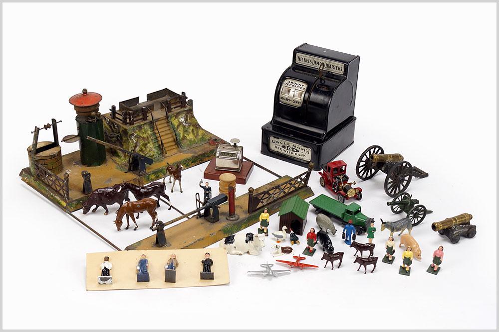 Group of Train Layout Figures. (1 of 1)