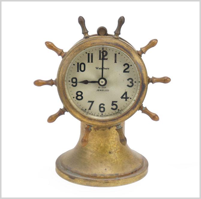 WATERBURY BRASS SHIPS WHEEL DESK CLOCK. (1 of 1)