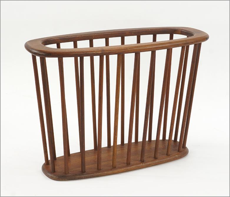 An Arthur Umanoff Teak Magazine Rack. (1 of 1)