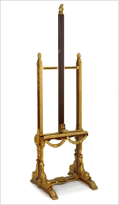 A Parcel Giltwood Easel. (1 of 8)