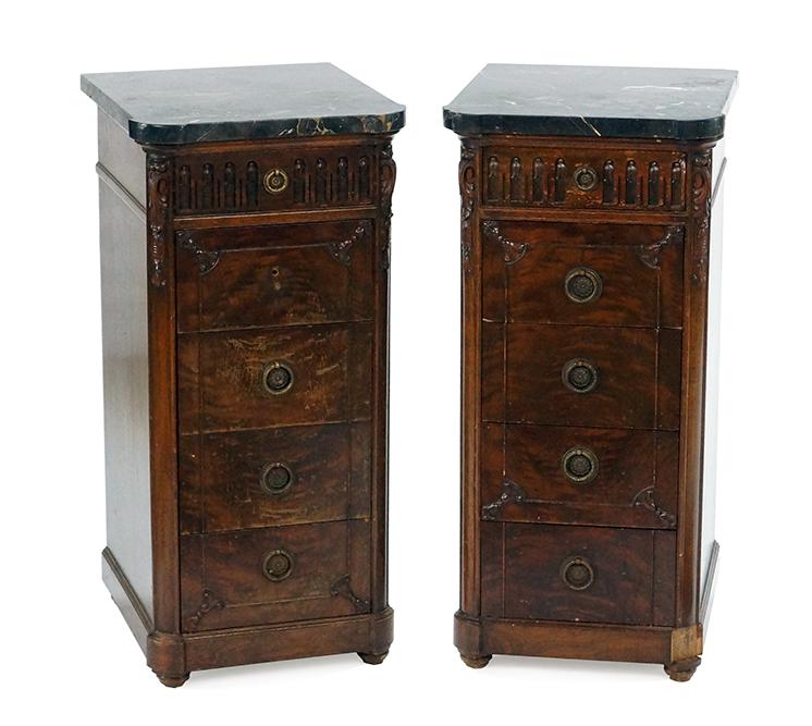 A Pair of Wood Nightstands. (1 of 8)