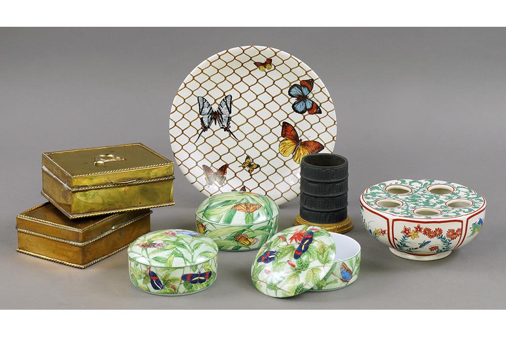 A Collection of Mottahedeh. (1 of 1)