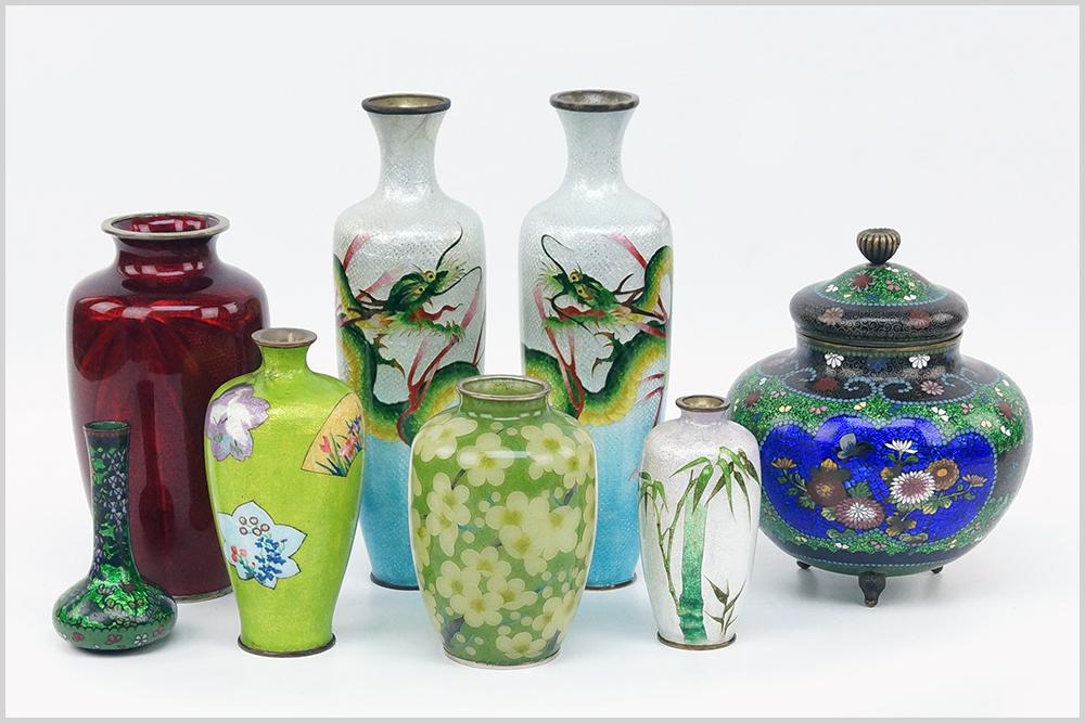 A Collection of Cloisonne. (1 of 6)