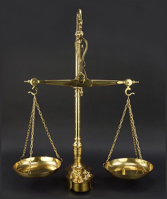 An English Brass Scale. (1 of 1)