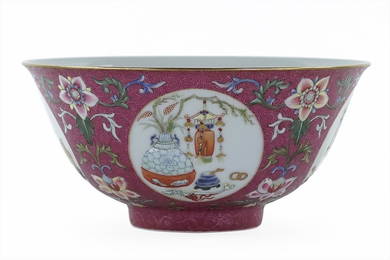 A Pair of Chinese Famille Rose Porcelain Bowls.