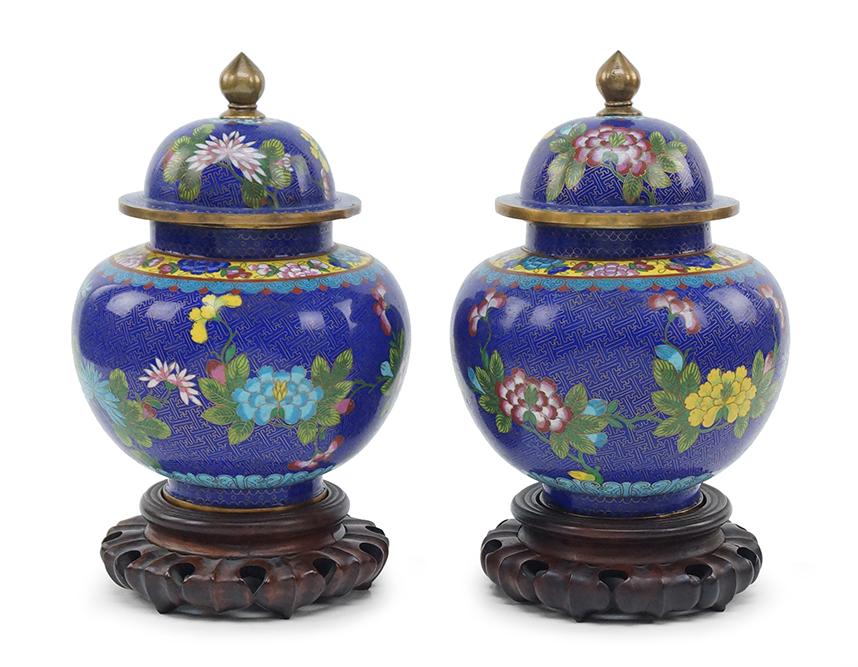 A Pair of Chinese Cloisonne Ginger Jars. (1 of 13)