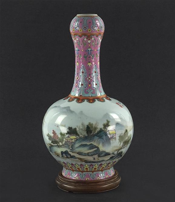 A Chinese Famille Rose Porcelain Garlic Mouth Vase. (1 of 7)