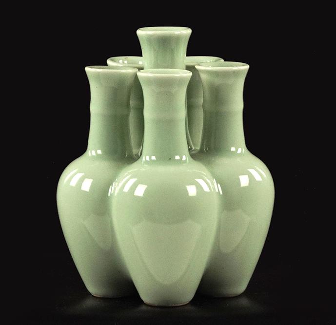 A Chinese Celadon Glazed Porcelain Conjoined Vase. (1 of 6)