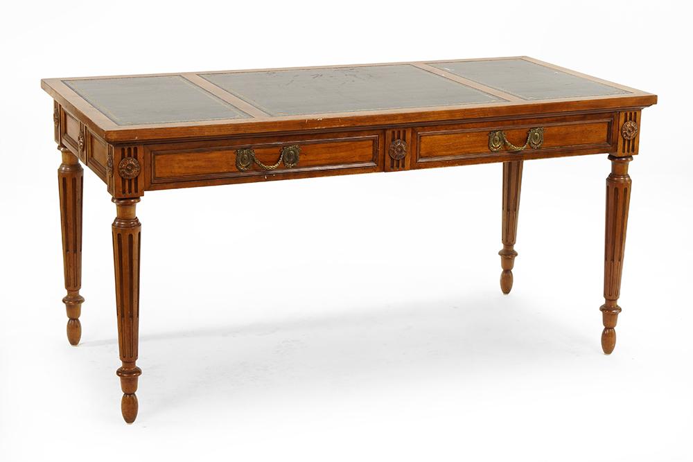 A Baker Writing Desk. (1 of 1)