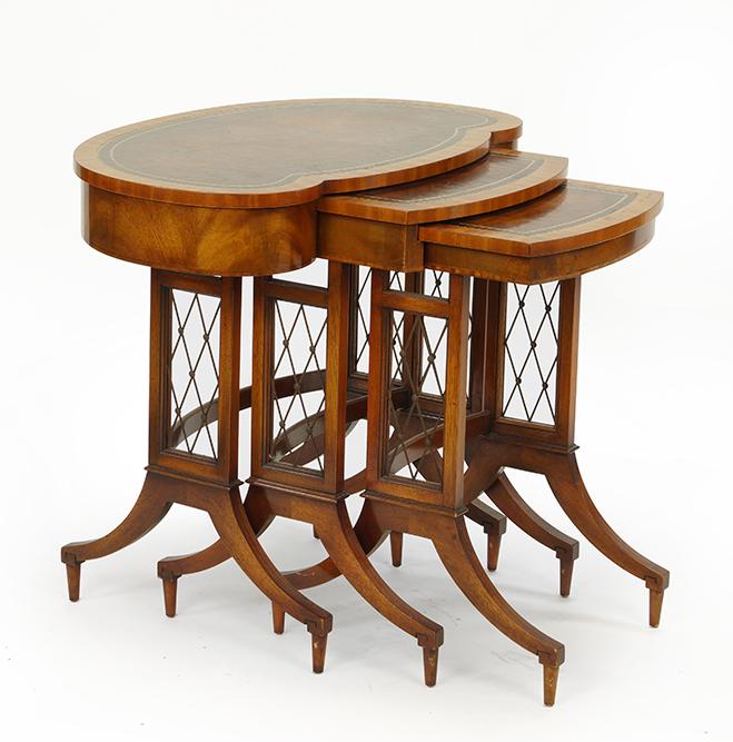 A Set of Weiman Sheraton Style Mahogany Nesting Tables. (1 of 1)
