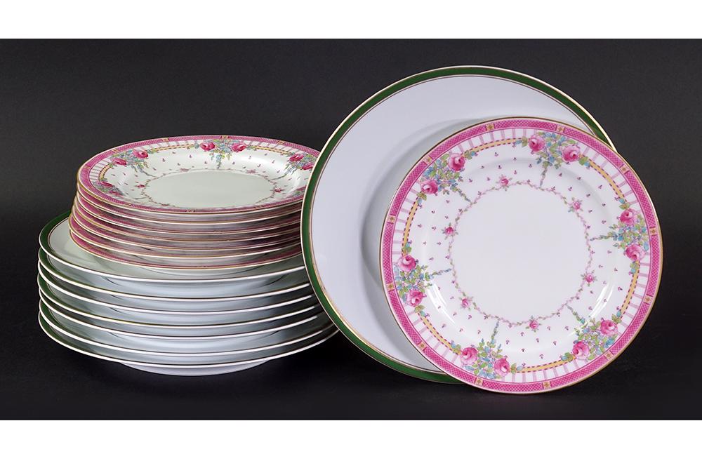 A Set of Eight Royal Worcester Luncheon Plates. (1 of 2)