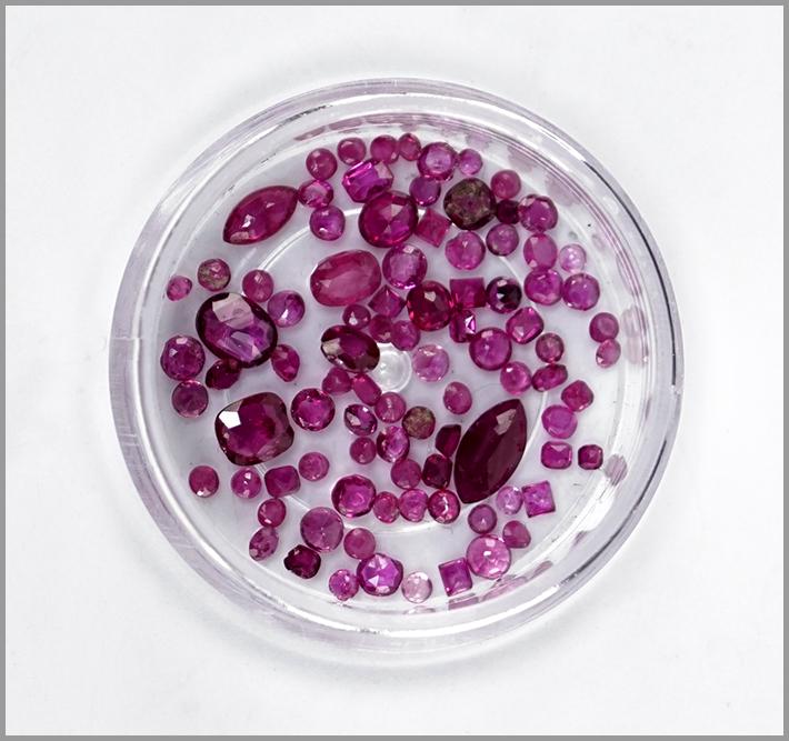 A Collection of Unmounted Natural Rubies. (1 of 1)