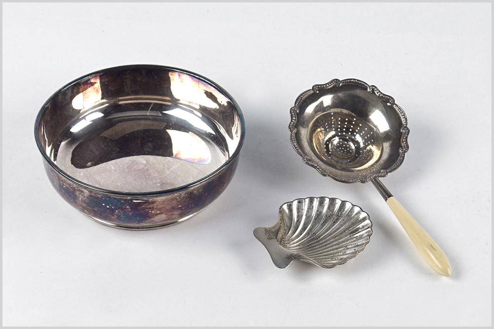 A Tiffany & Company Makers Sterling Silver Shell Form (1 of 1)
