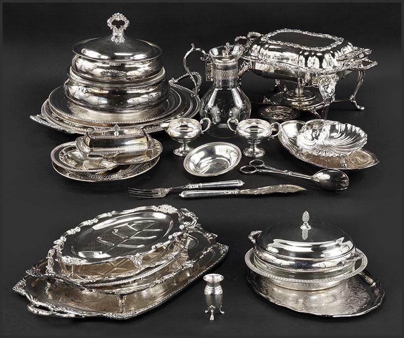 A Weighted Sterling Silver Creamer and Sugar Bowl. (1 of 1)