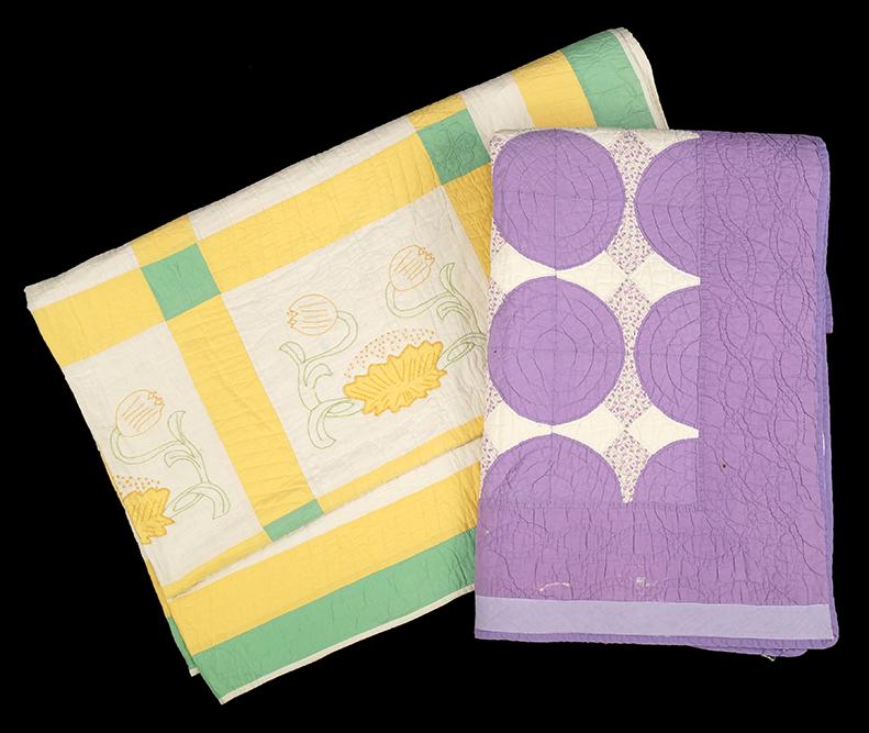 A Lavender Circles Quilt and a Water Lily Applique (1 of 16)