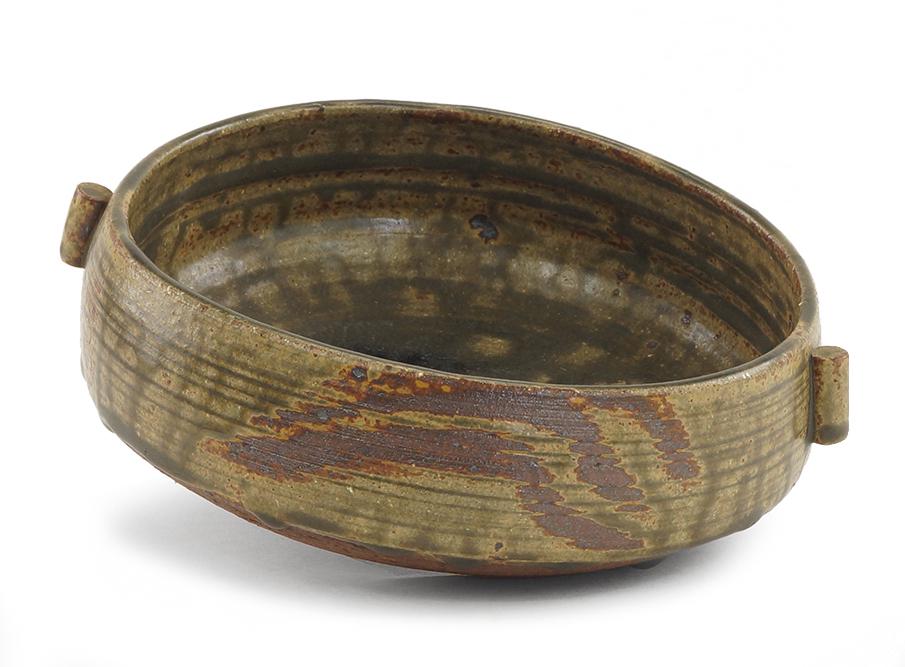 Janet Leach (American, 1918-1997) A Bowl. (1 of 1)